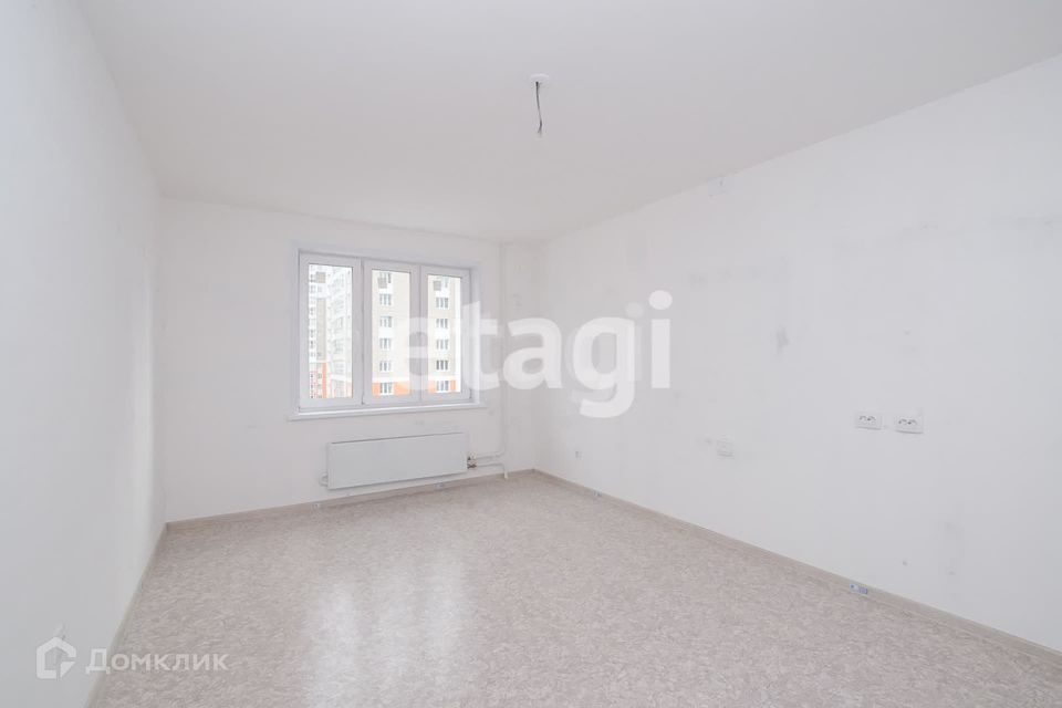 Продаётся 2-комнатная квартира, 42.7 м²