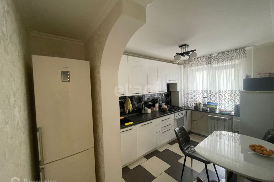 Продаётся 3-комнатная квартира, 64 м²