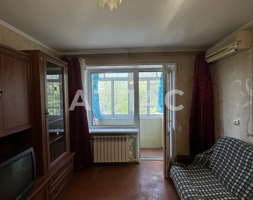 Продаётся 2-комнатная квартира, 42.8 м²