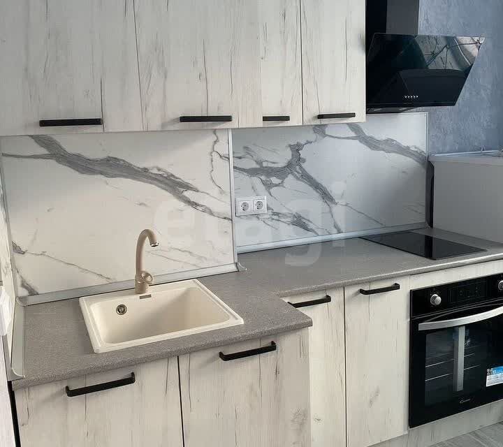 Сдаётся 1-комнатная квартира, 37 м²