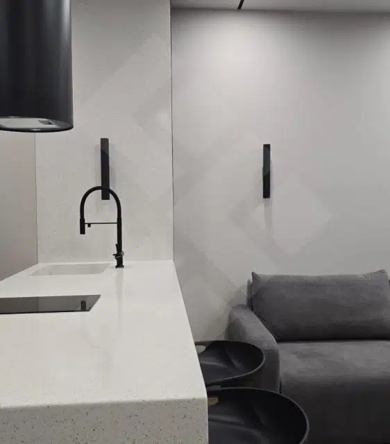 Сдаётся 1-комнатная квартира, 51.5 м²
