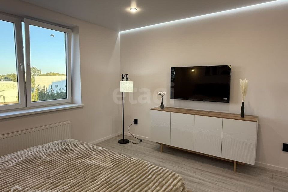 Продаётся 1-комнатная квартира, 43.4 м²