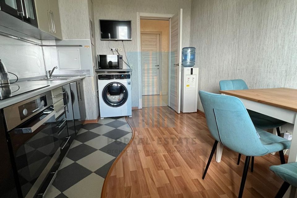 Продаётся 2-комнатная квартира, 64 м²