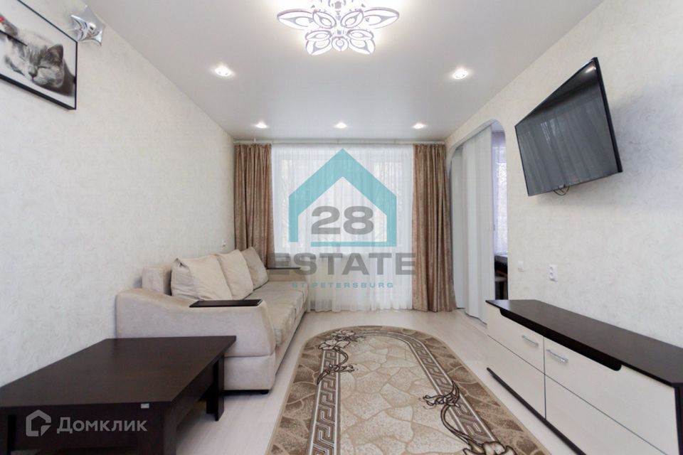 Продаётся 3-комнатная квартира, 56.6 м²