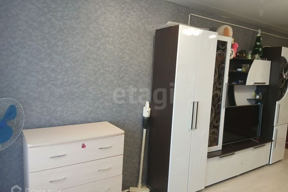 Продаётся 2-комнатная квартира, 42.1 м²