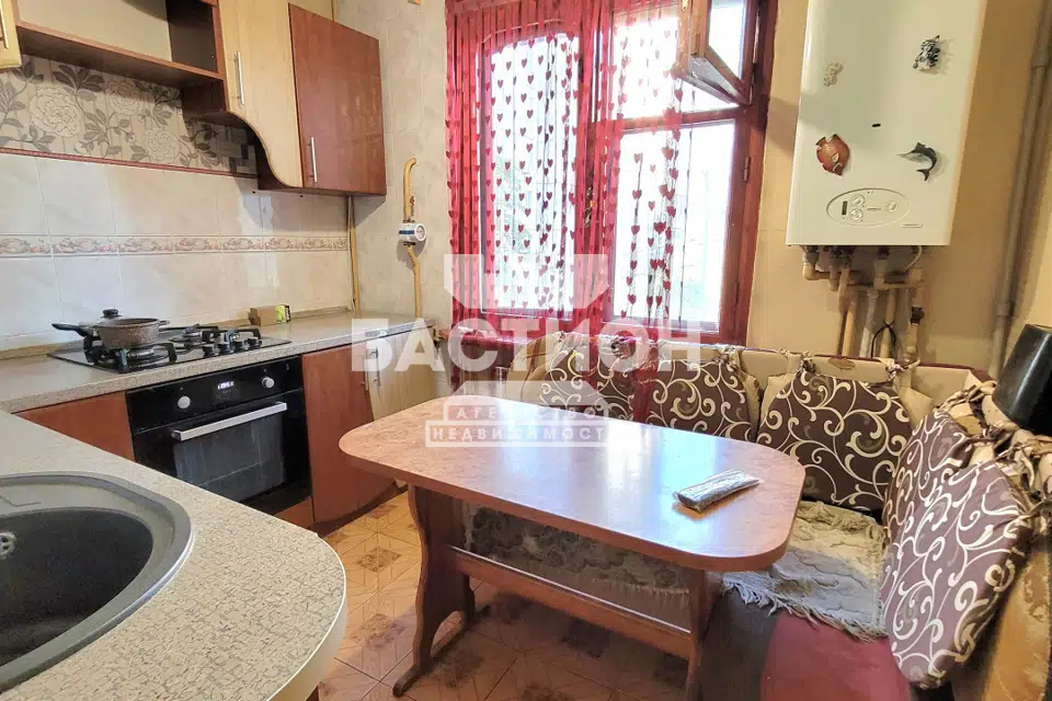Продаётся 3-комнатная квартира, 74 м²