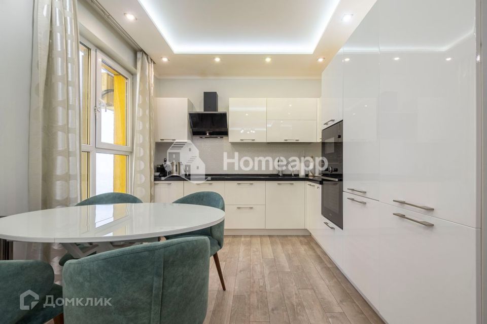 Продаётся 2-комнатная квартира, 70.1 м²