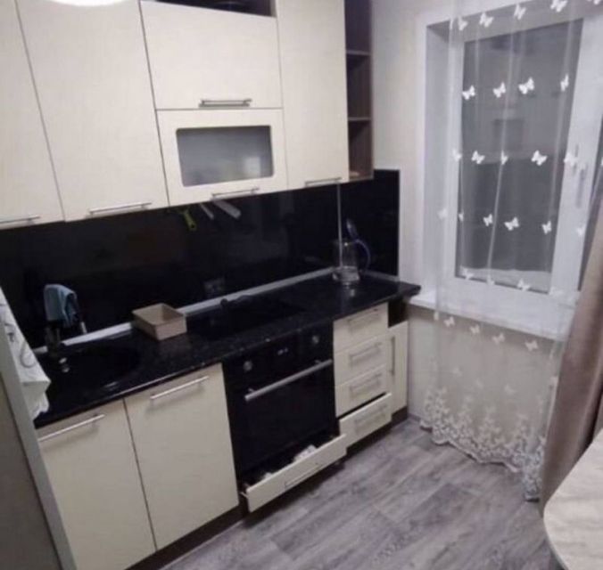Продаётся 1-комнатная квартира, 30 м²