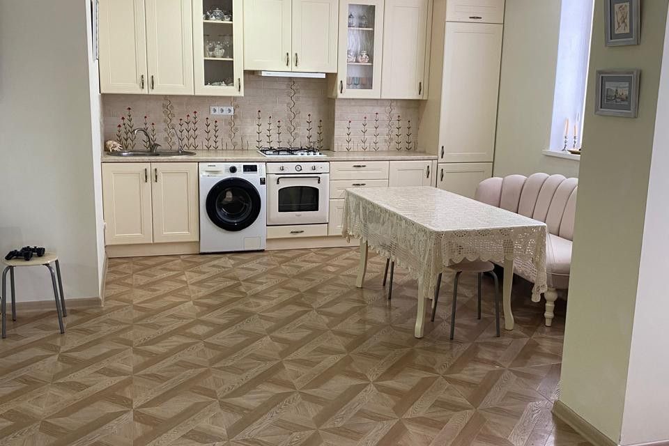 Продаётся 3-комнатная квартира, 89 м²