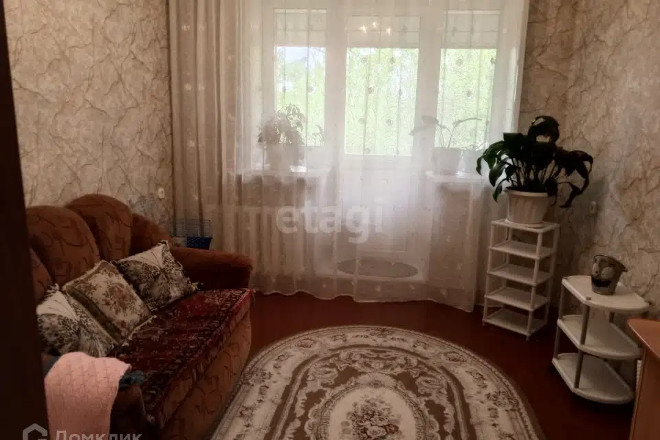 Продаётся 3-комнатная квартира, 60.3 м²
