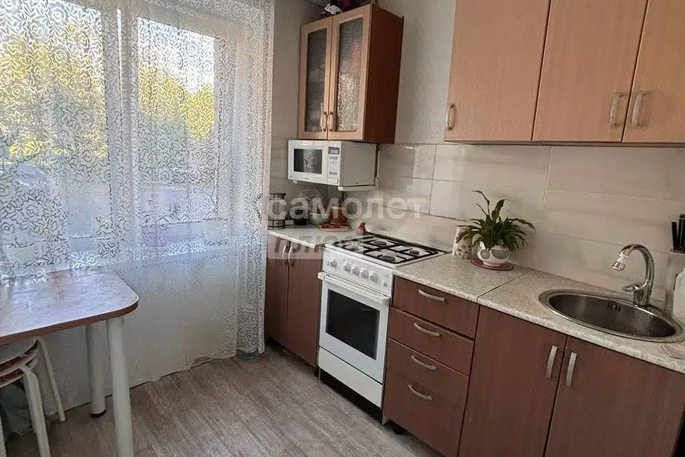 Продаётся 3-комнатная квартира, 58.5 м²