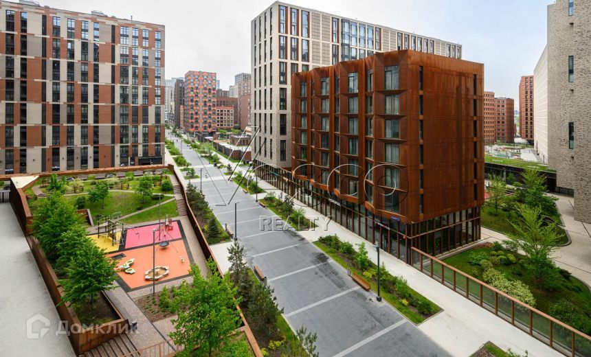 Продаётся 4-комнатная квартира, 157 м²