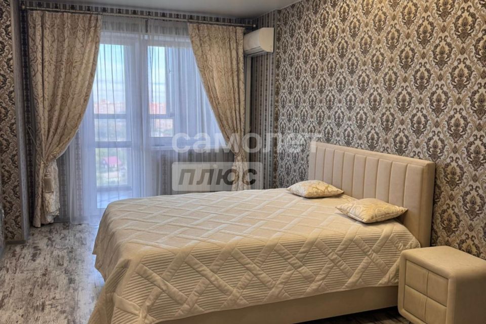 Продаётся 1-комнатная квартира, 42.2 м²