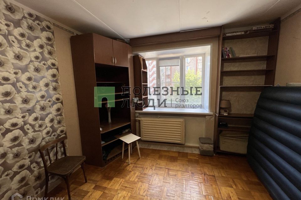 Продаётся комната в 4-комн. квартире, 13.1 м²