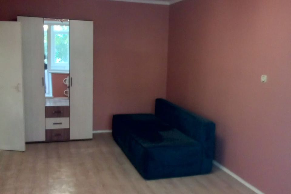 Продаётся 1-комнатная квартира, 37 м²