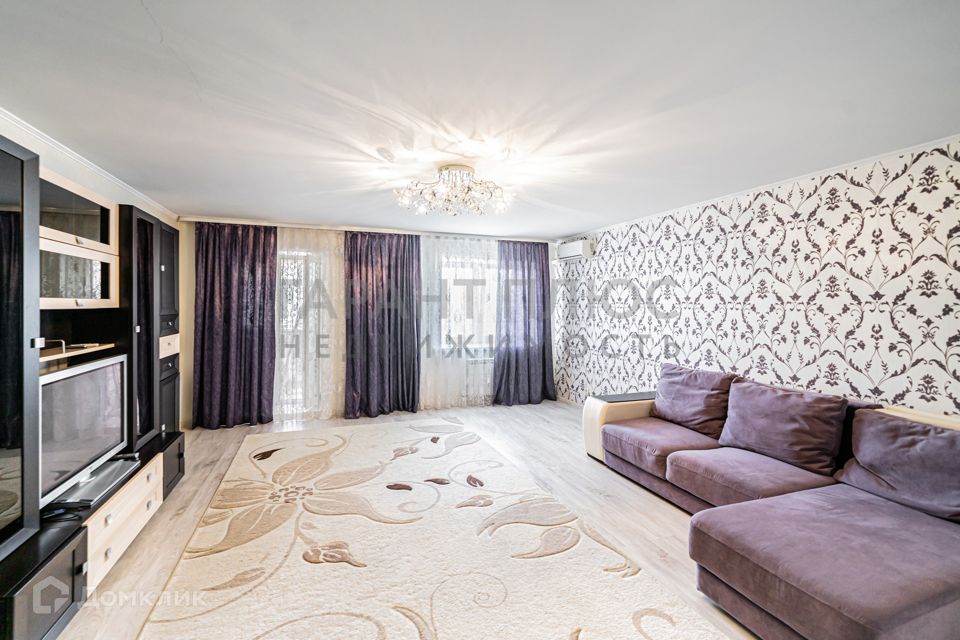 Сдаётся 3-комнатная квартира, 102 м²