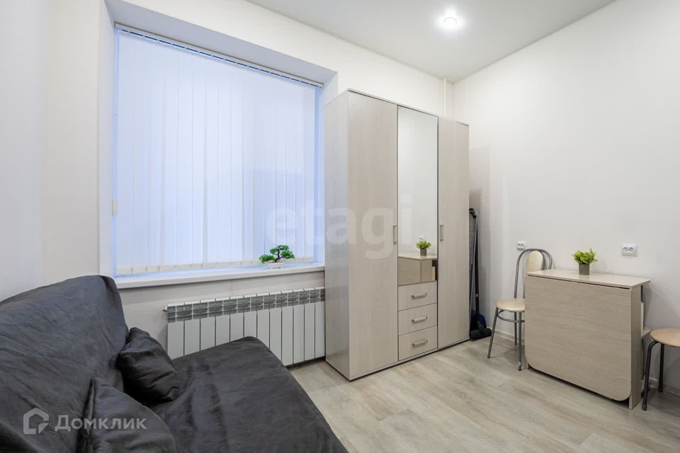 Продаётся комната в 3-комн. квартире, 71.9 м²