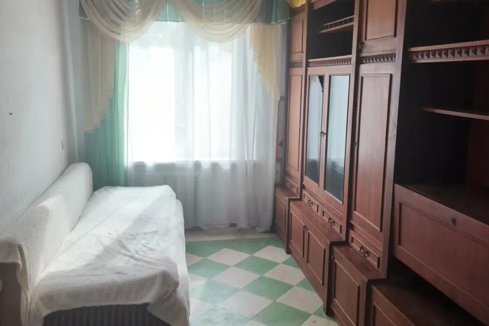 Продаётся 3-комнатная квартира, 52.2 м²