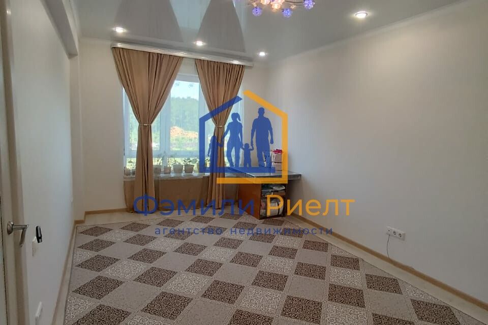 Продаётся 2-комнатная квартира, 70.1 м²