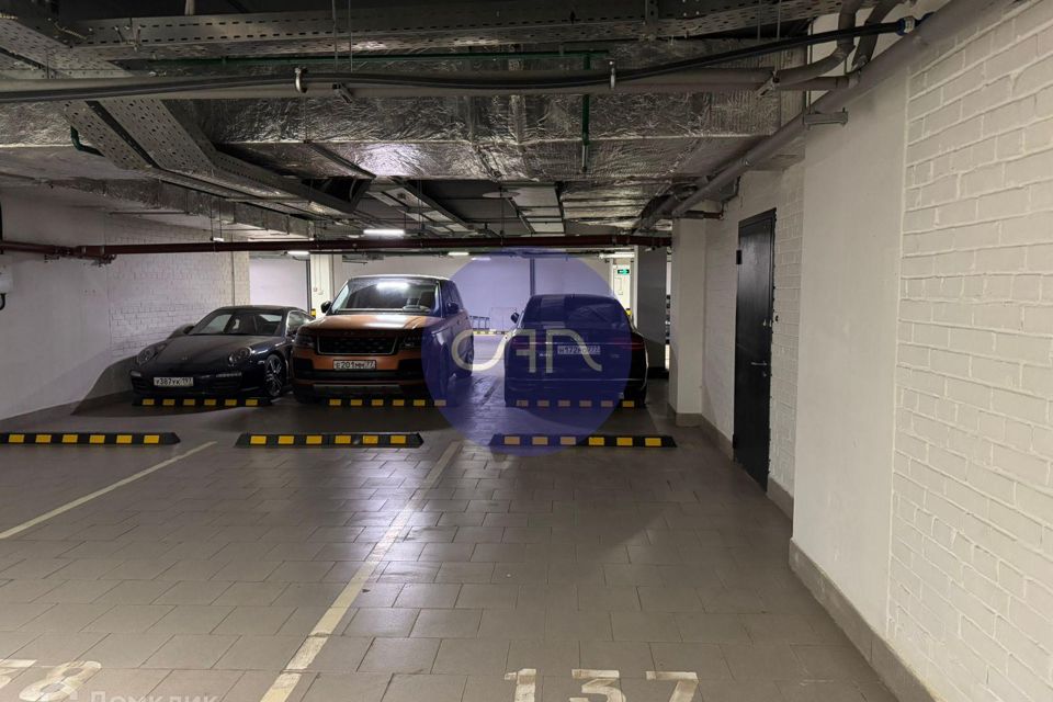 Сдаётся машиноместо, 16 м²