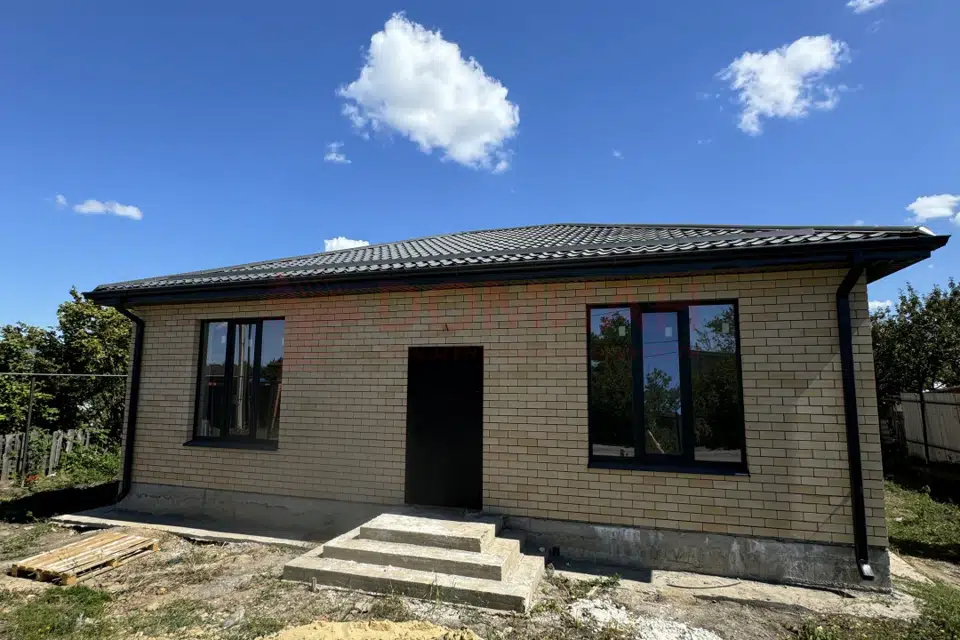 Продаётся 1-этажный дом, 100 м²