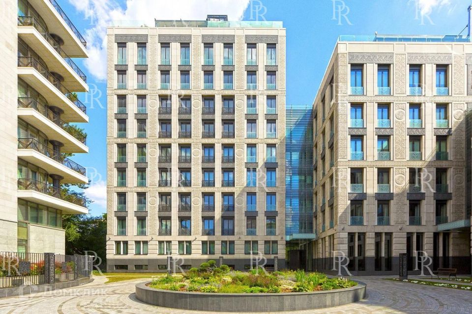Продаётся 6-комнатная квартира, 227.6 м²