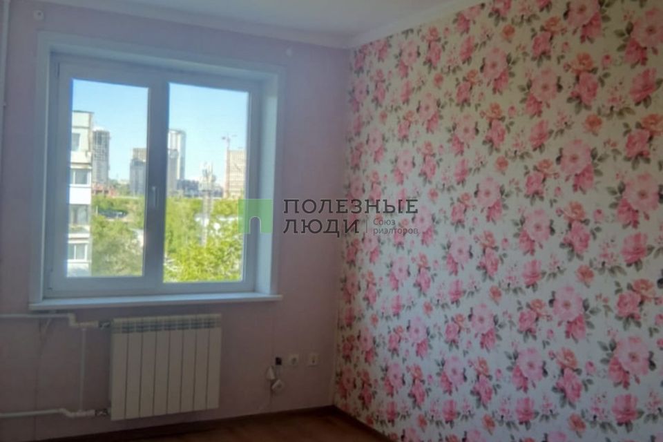 Продаётся 3-комнатная квартира, 51.7 м²