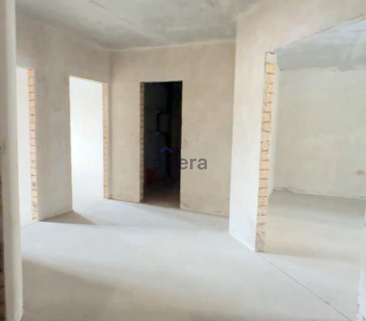 Продаётся 3-комнатная квартира, 106.1 м²