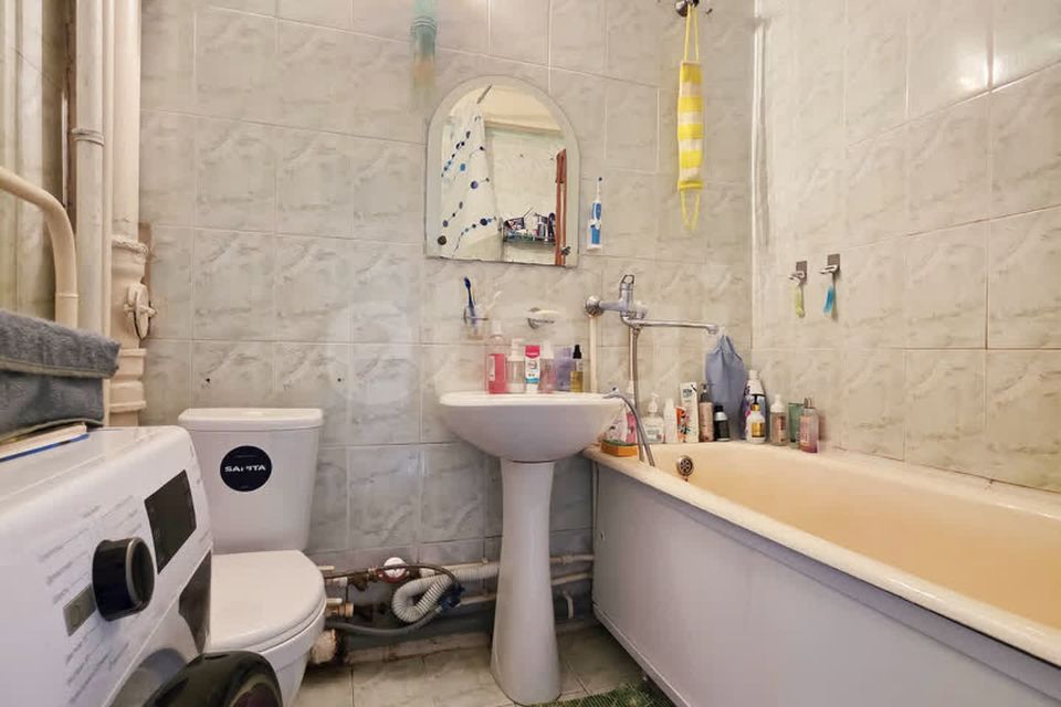 Продаётся 1-комнатная квартира, 35.9 м²