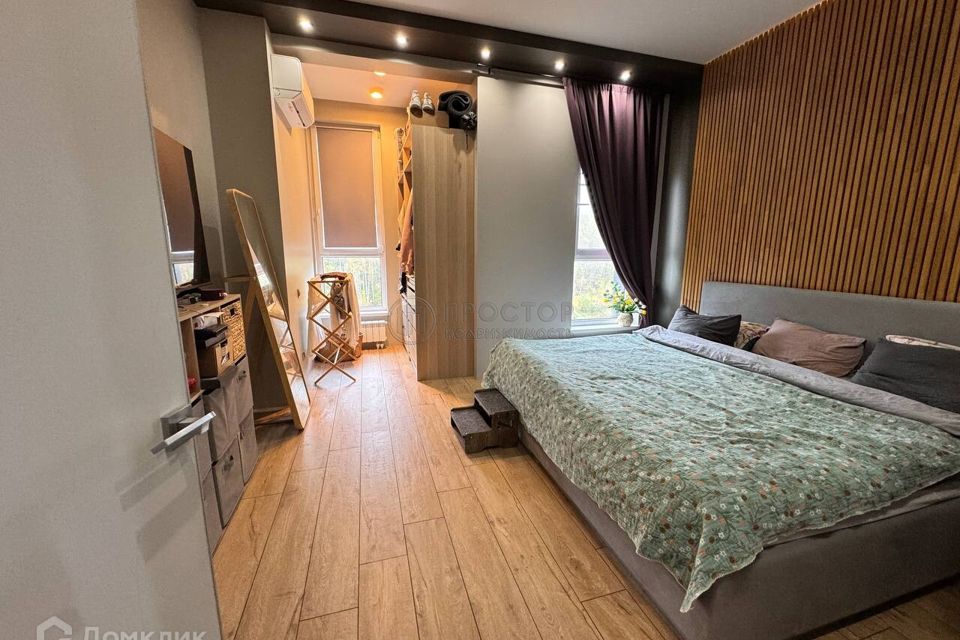 Продаётся 1-комнатная квартира, 65 м²