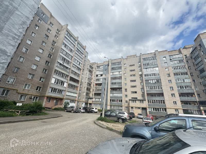Продаётся 3-комнатная квартира, 61.7 м²