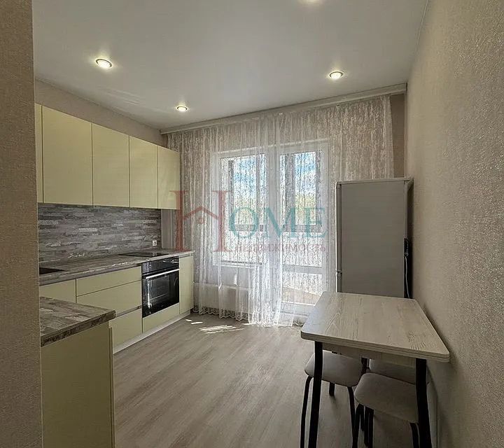 Сдаётся 1-комнатная квартира, 35 м²