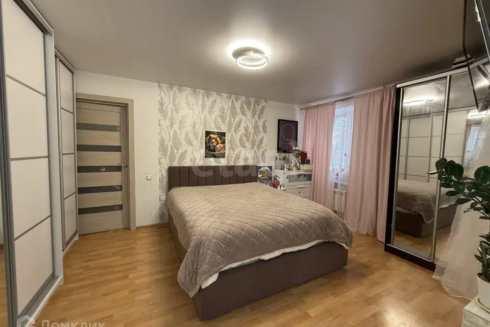 Продаётся 5-комнатная квартира, 98.3 м²