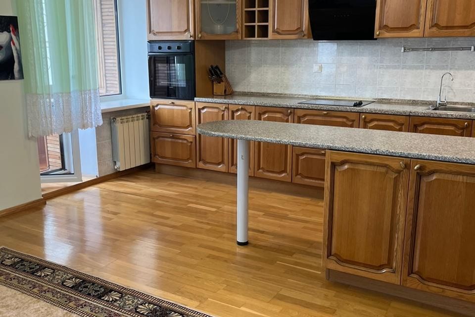 Продаётся 3-комнатная квартира, 74 м²
