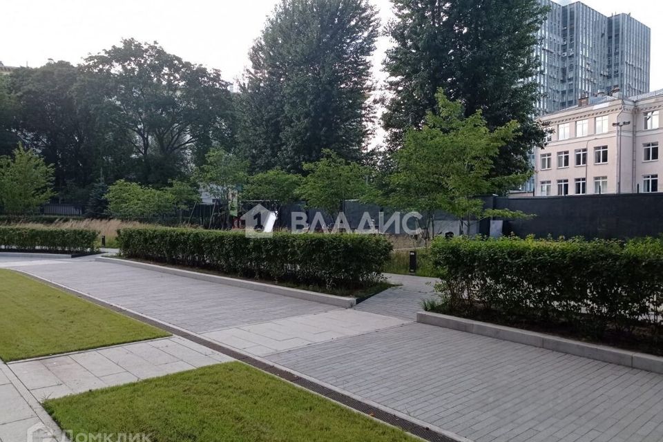 Продаётся 4-комнатная квартира, 128.8 м²