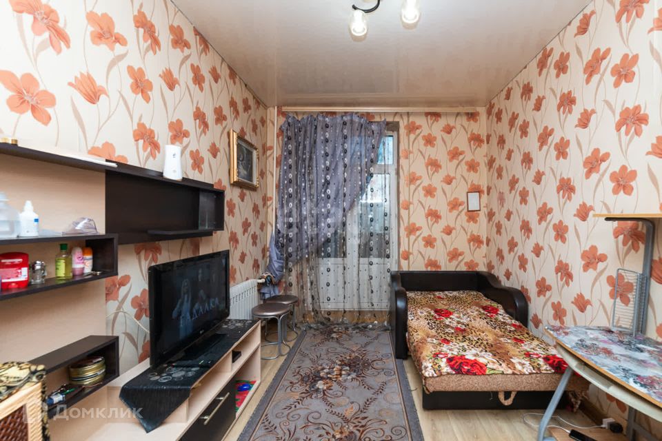 Продаётся комната в 3-комн. квартире, 11.4 м²