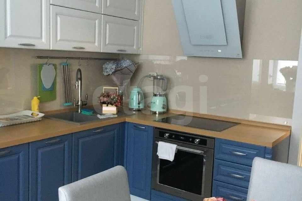 Продаётся 2-комнатная квартира, 53 м²
