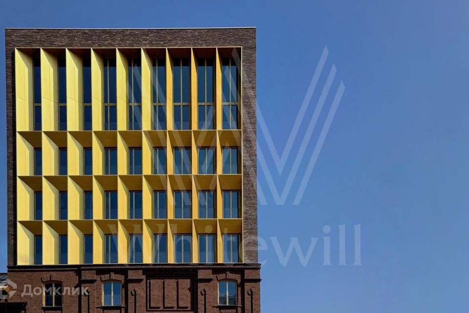 Продаётся 4-комнатная квартира, 217 м²