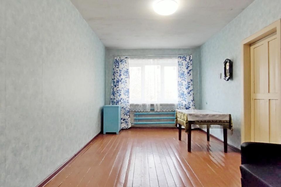 Продаётся 2-комнатная квартира, 42.2 м²