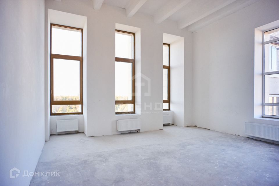 Продаётся 2-комнатная квартира, 114.6 м²