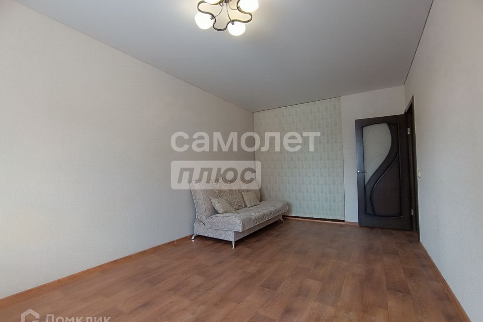 Продаётся 1-комнатная квартира, 42.1 м²