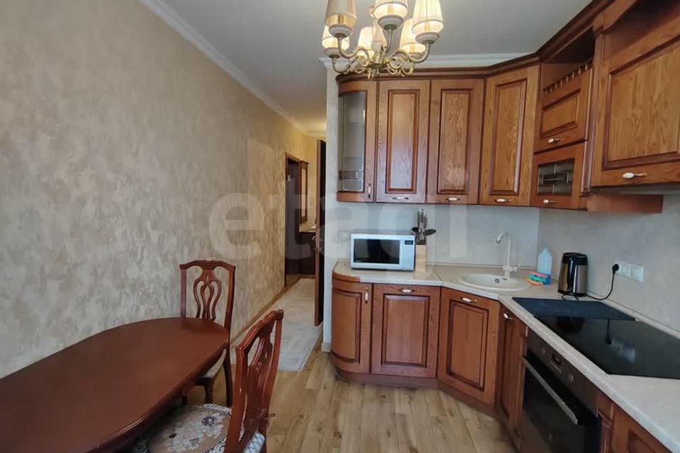 Продаётся 1-комнатная квартира, 38 м²