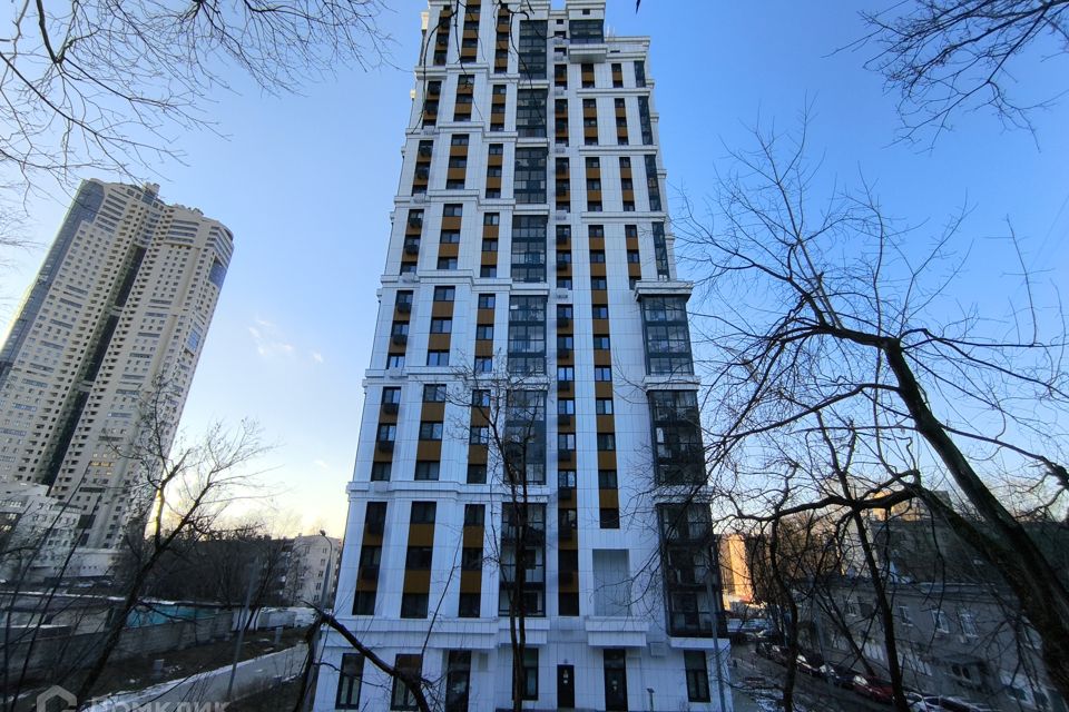 Продаётся 1-комнатная квартира, 43.2 м²