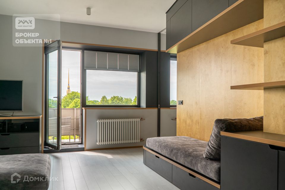 Сдаётся 2-комнатная квартира, 81 м²