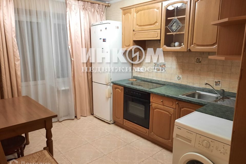 Сдаётся 1-комнатная квартира, 40 м²