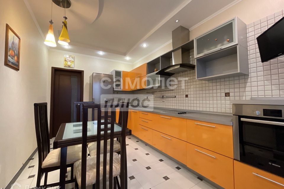 Продаётся 2-комнатная квартира, 68 м²