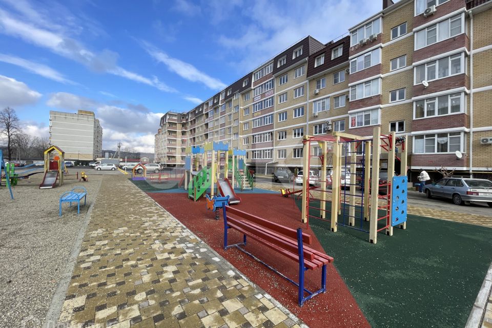 Продаётся 1-комнатная квартира, 37.1 м²