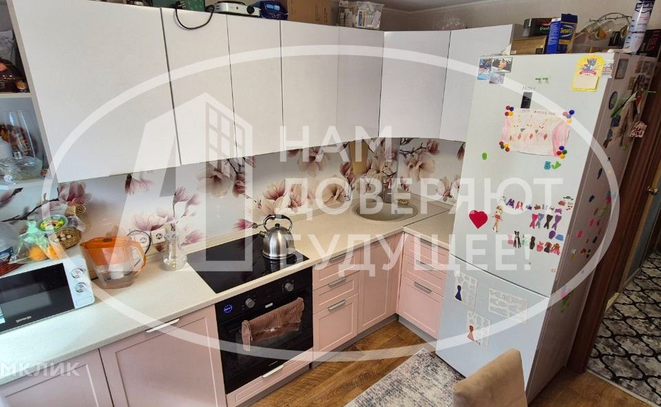 Продаётся 3-комнатная квартира, 56 м²