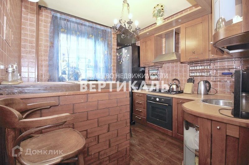 Сдаётся 2-комнатная квартира, 56 м²