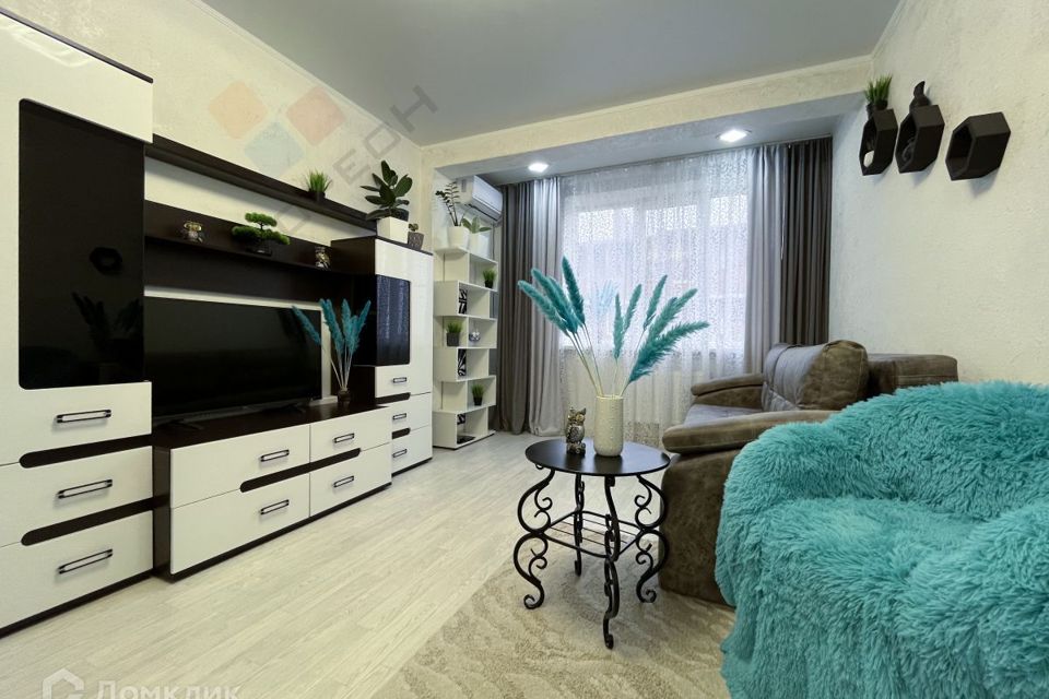 Продаётся 1-комнатная квартира, 37.9 м²
